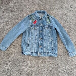 Embroidered Denim Jacket Floral Details Light‎ Wash Jean Jacket